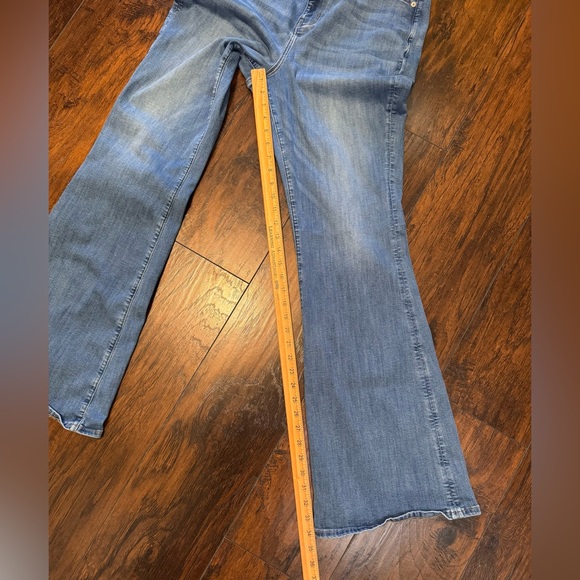 American Eagle Super High Rise Flare Jeans Womens 14 X Long Blue Denim - Picture 6 of 9